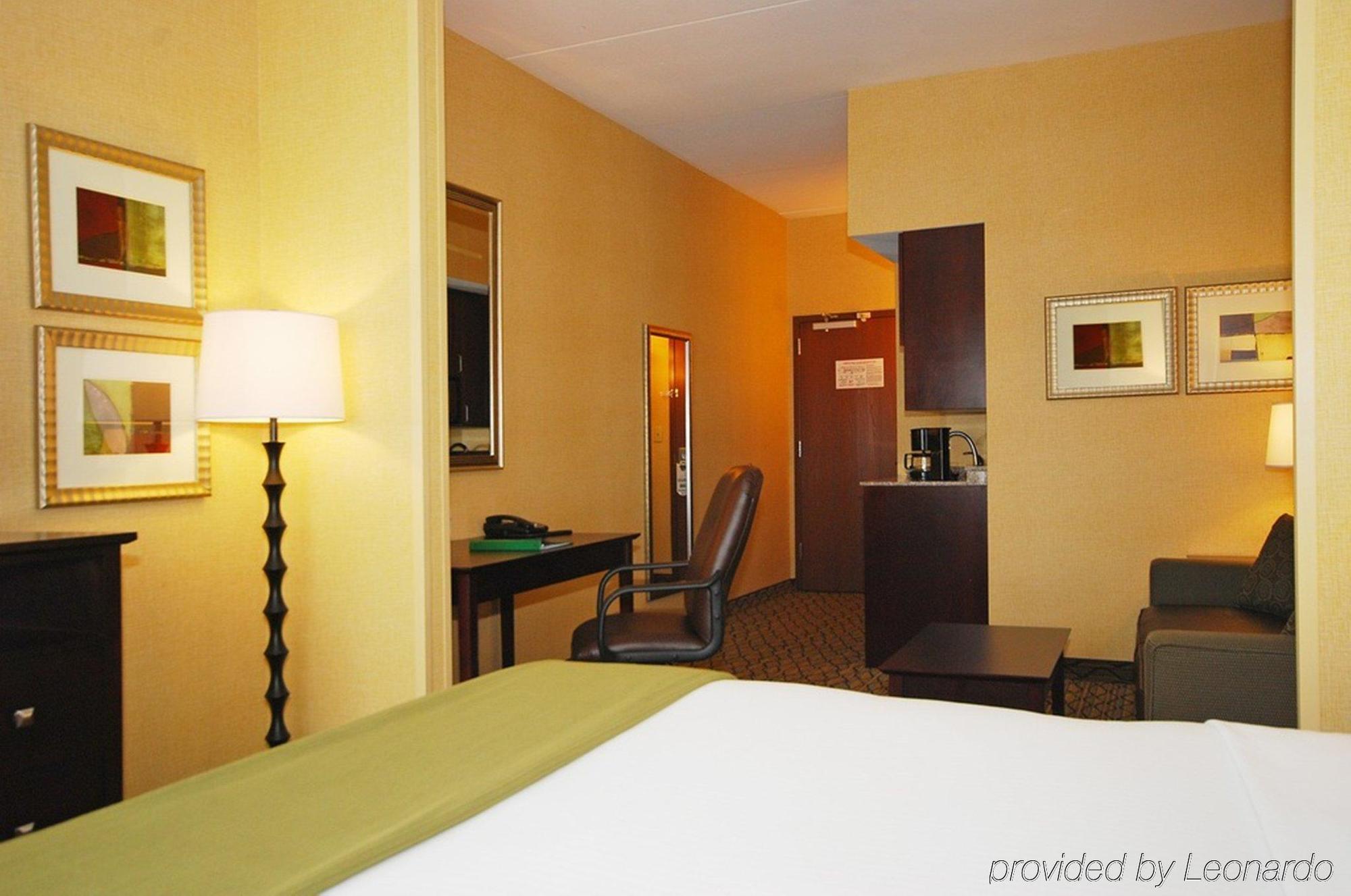Holiday Inn Express And Suites Kittanning, An Ihg Hotel 외부 사진