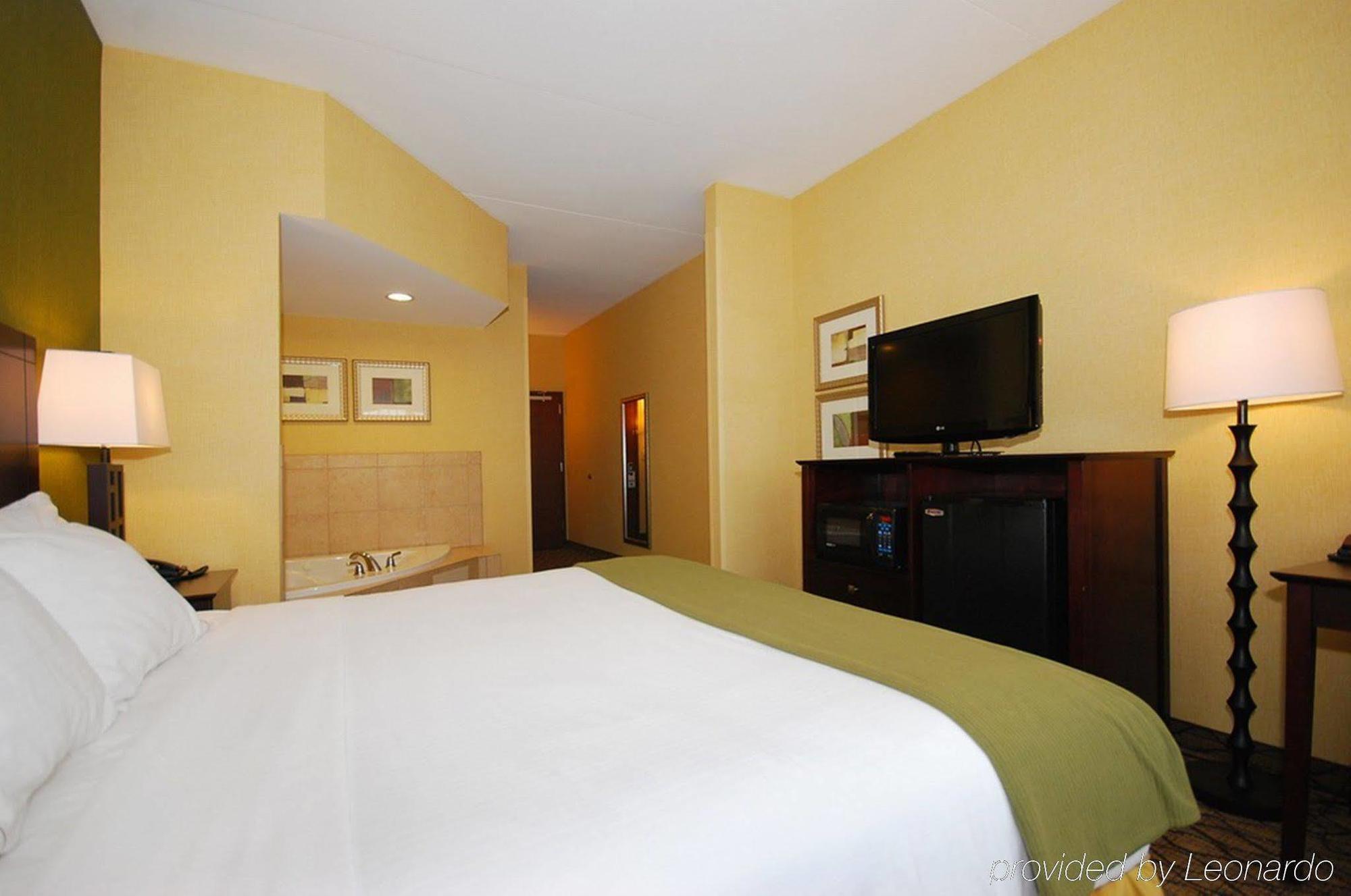 Holiday Inn Express And Suites Kittanning, An Ihg Hotel 외부 사진