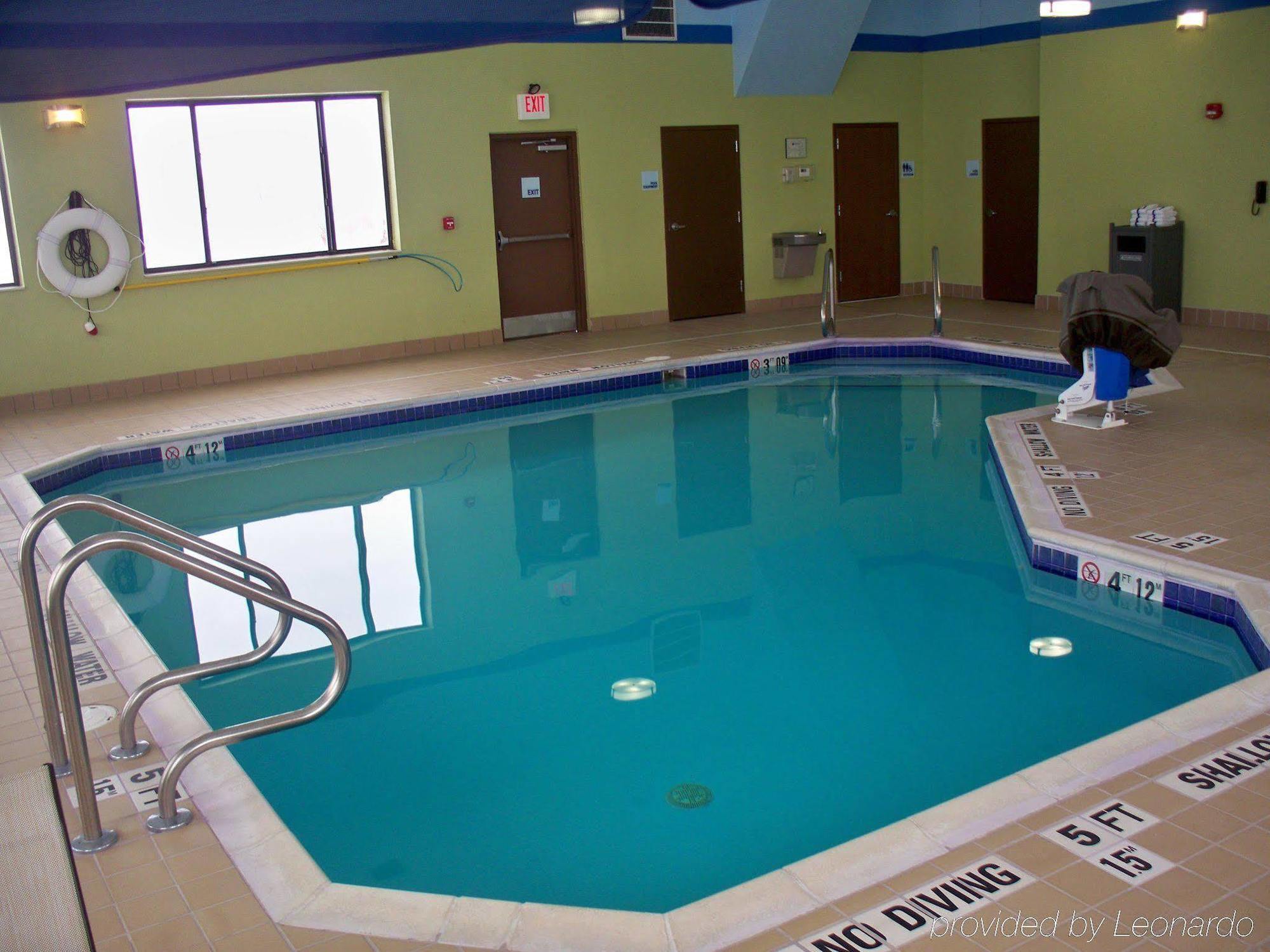Holiday Inn Express And Suites Kittanning, An Ihg Hotel 외부 사진