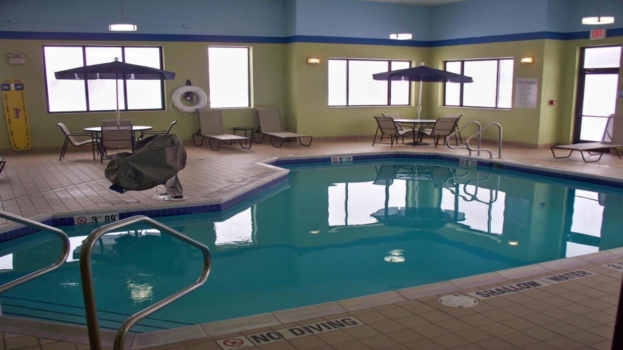 Holiday Inn Express And Suites Kittanning, An Ihg Hotel 외부 사진