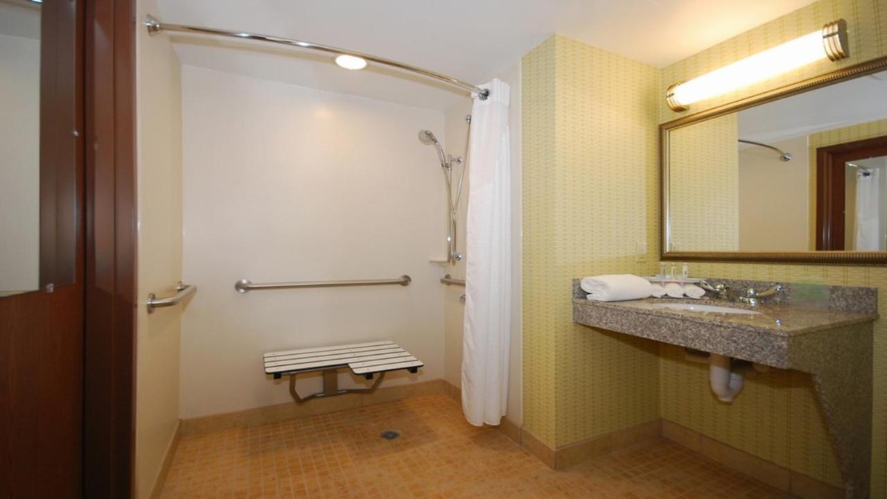 Holiday Inn Express And Suites Kittanning, An Ihg Hotel 외부 사진
