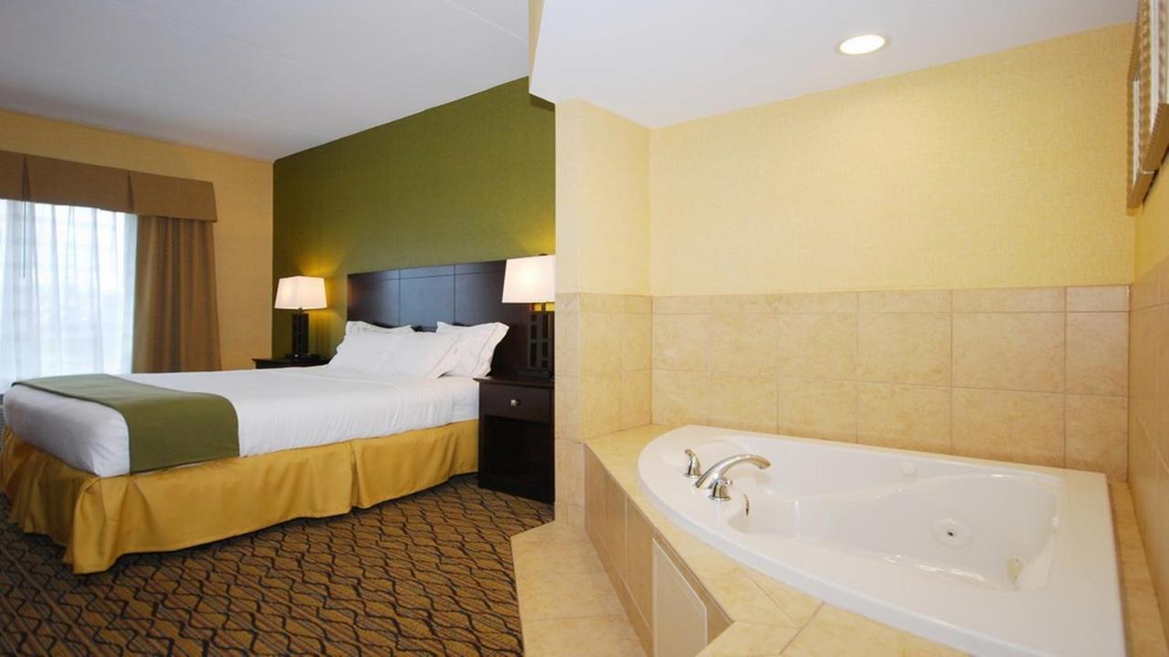 Holiday Inn Express And Suites Kittanning, An Ihg Hotel 외부 사진